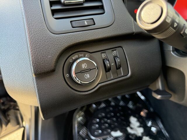 Серый Опель Инсигния, объемом двигателя 1.8 л и пробегом 197 тыс. км за 7900 $, фото 10 на Automoto.ua