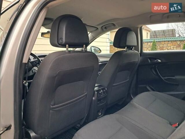 Серый Опель Инсигния, объемом двигателя 1.6 л и пробегом 244 тыс. км за 6500 $, фото 66 на Automoto.ua