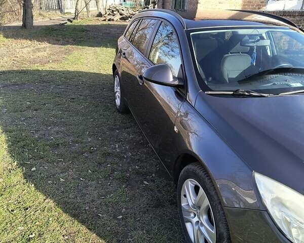 Сірий Опель Інсігнія, об'ємом двигуна 1.96 л та пробігом 240 тис. км за 6500 $, фото 3 на Automoto.ua
