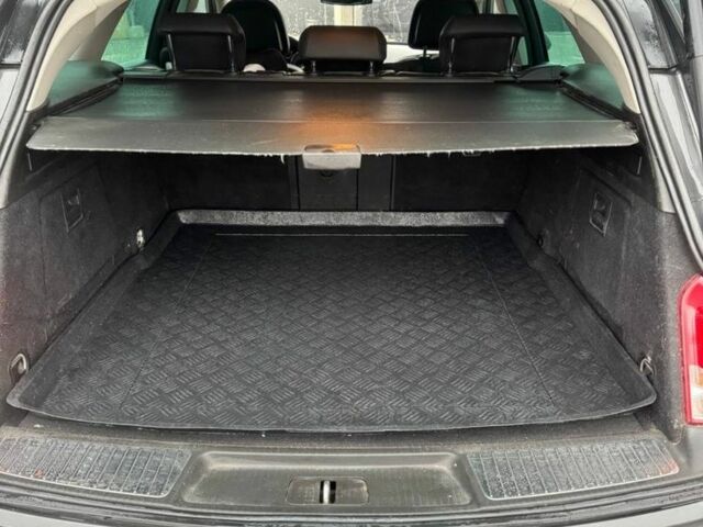 Серый Опель Инсигния, объемом двигателя 2 л и пробегом 210 тыс. км за 159 $, фото 9 на Automoto.ua