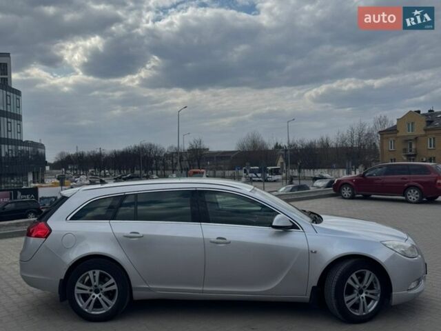 Серый Опель Инсигния, объемом двигателя 1.96 л и пробегом 219 тыс. км за 6300 $, фото 16 на Automoto.ua