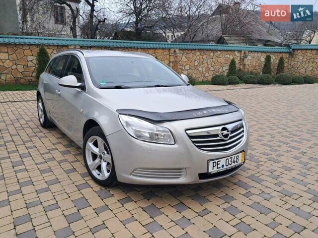 Серый Опель Инсигния, объемом двигателя 1.6 л и пробегом 244 тыс. км за 6500 $, фото 3 на Automoto.ua