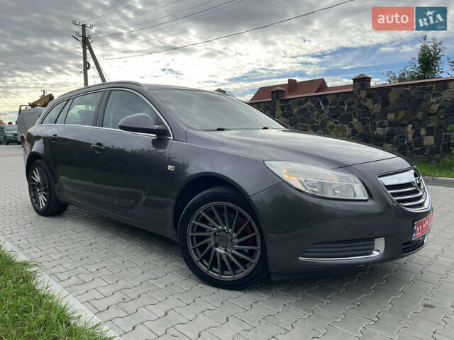 Сірий Опель Інсігнія, об'ємом двигуна 2 л та пробігом 236 тис. км за 7300 $, фото 1 на Automoto.ua