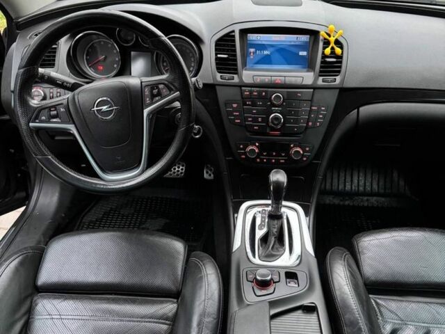 Серый Опель Инсигния, объемом двигателя 2 л и пробегом 210 тыс. км за 159 $, фото 6 на Automoto.ua