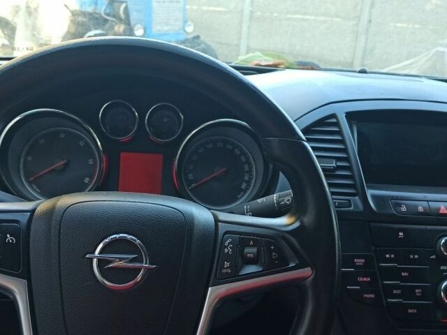 Опель Інсігнія 2009 у Кагарлыке на Automoto.ua Сірий Опель Інсігнія, об'ємом двигуна 2 л та пробігом 300 тис. км за 6500 $, фото 6 на Automoto.ua