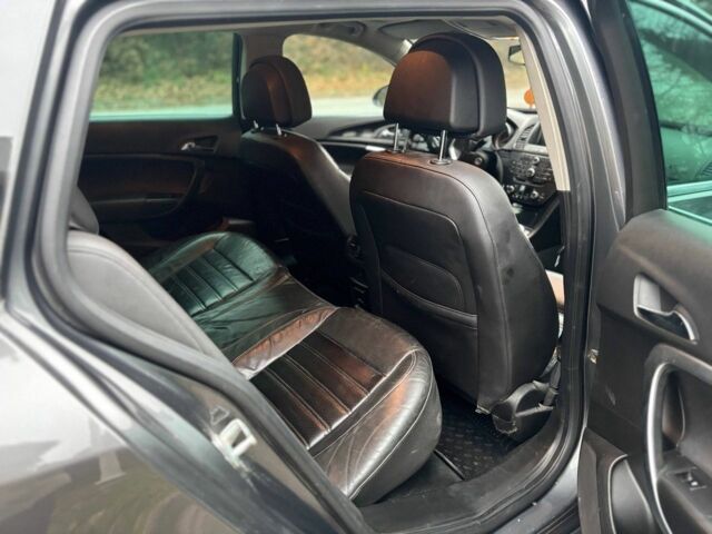 Серый Опель Инсигния, объемом двигателя 2 л и пробегом 400 тыс. км за 6000 $, фото 7 на Automoto.ua