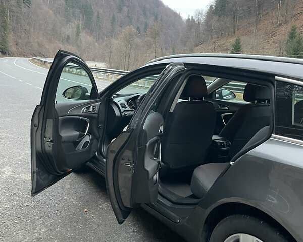 Серый Опель Инсигния, объемом двигателя 1.96 л и пробегом 292 тыс. км за 6300 $, фото 3 на Automoto.ua