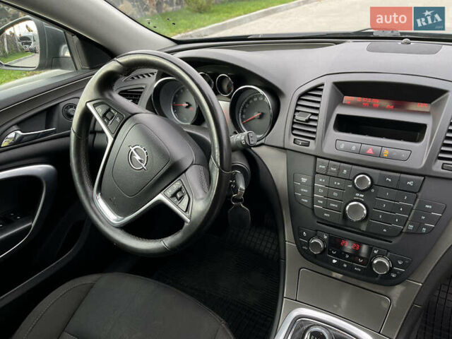 Сірий Опель Інсігнія, об'ємом двигуна 2 л та пробігом 236 тис. км за 7300 $, фото 9 на Automoto.ua