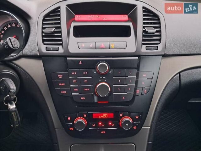 Серый Опель Инсигния, объемом двигателя 1.6 л и пробегом 244 тыс. км за 6500 $, фото 81 на Automoto.ua