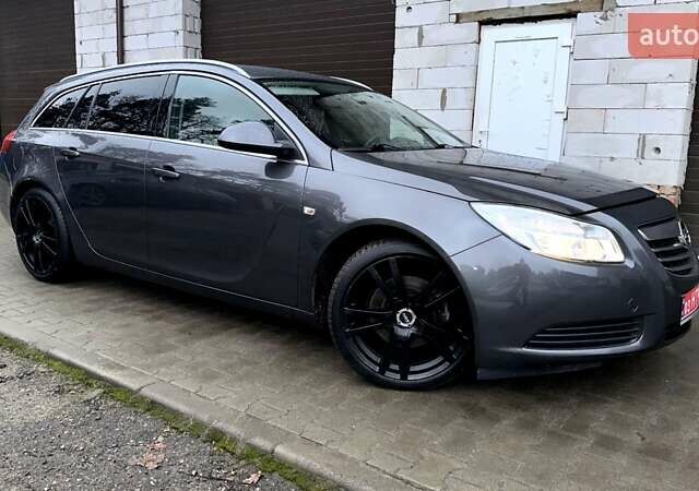 Серый Опель Инсигния, объемом двигателя 1.6 л и пробегом 178 тыс. км за 7700 $, фото 7 на Automoto.ua