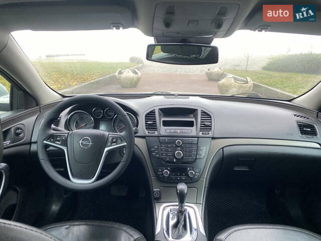 Серый Опель Инсигния, объемом двигателя 2 л и пробегом 299 тыс. км за 7500 $, фото 15 на Automoto.ua