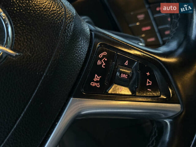 Сірий Опель Інсігнія, об'ємом двигуна 1.96 л та пробігом 355 тис. км за 8000 $, фото 28 на Automoto.ua