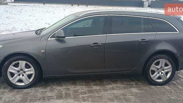 Серый Опель Инсигния, объемом двигателя 1.96 л и пробегом 250 тыс. км за 6500 $, фото 3 на Automoto.ua