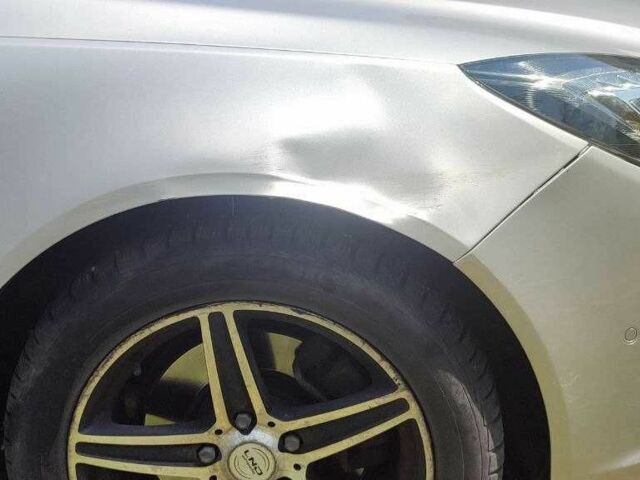 Серый Опель Инсигния, объемом двигателя 2 л и пробегом 243 тыс. км за 7300 $, фото 10 на Automoto.ua