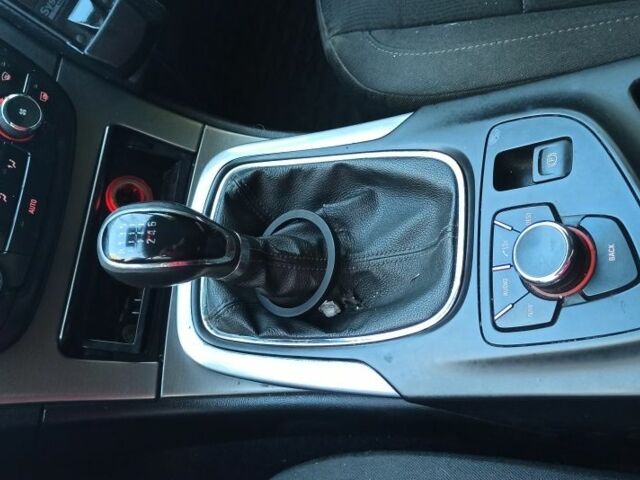 Опель Інсігнія 2009 у Кагарлыке на Automoto.ua Сірий Опель Інсігнія, об'ємом двигуна 2 л та пробігом 300 тис. км за 6500 $, фото 7 на Automoto.ua