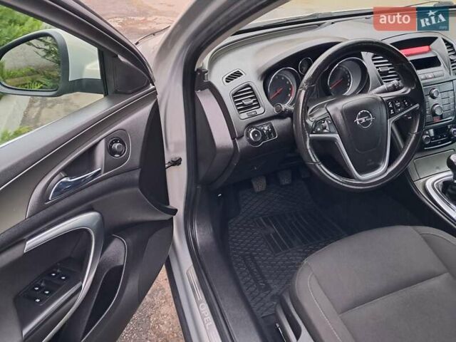 Серый Опель Инсигния, объемом двигателя 1.6 л и пробегом 244 тыс. км за 6500 $, фото 77 на Automoto.ua