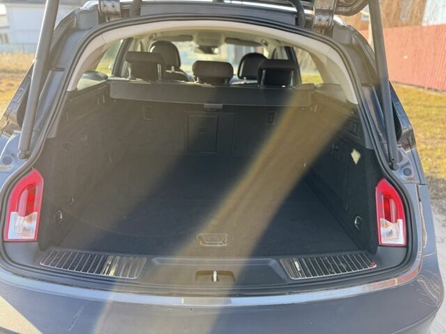 Серый Опель Инсигния, объемом двигателя 1.8 л и пробегом 197 тыс. км за 7900 $, фото 20 на Automoto.ua