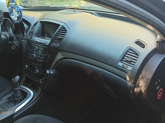 Опель Інсігнія 2009 у Кагарлыке на Automoto.ua Сірий Опель Інсігнія, об'ємом двигуна 2 л та пробігом 300 тис. км за 6500 $, фото 4 на Automoto.ua