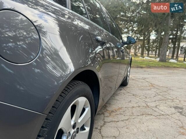 Серый Опель Инсигния, объемом двигателя 1.8 л и пробегом 232 тыс. км за 7850 $, фото 13 на Automoto.ua