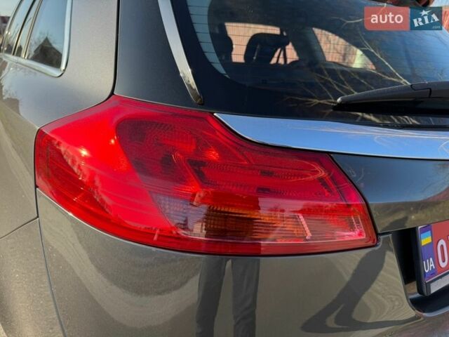 Серый Опель Инсигния, объемом двигателя 1.8 л и пробегом 197 тыс. км за 7900 $, фото 73 на Automoto.ua