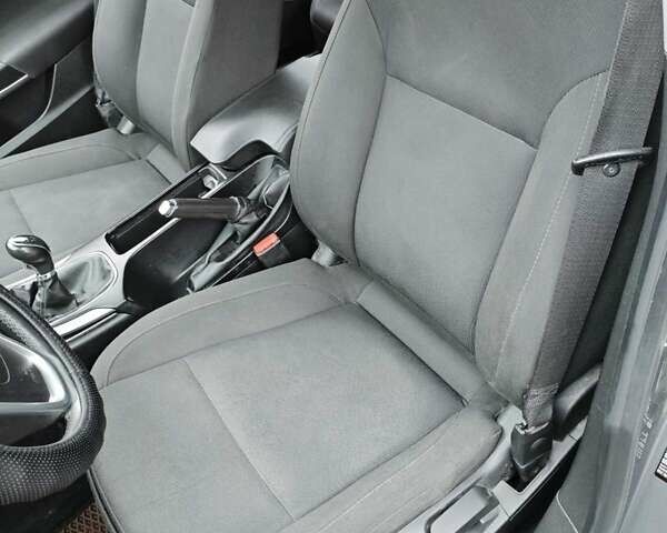 Серый Опель Инсигния, объемом двигателя 1.96 л и пробегом 298 тыс. км за 5900 $, фото 17 на Automoto.ua