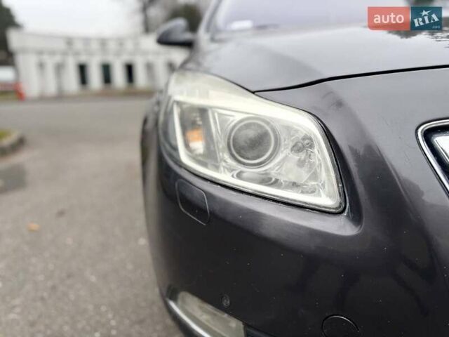 Серый Опель Инсигния, объемом двигателя 2 л и пробегом 400 тыс. км за 6000 $, фото 7 на Automoto.ua