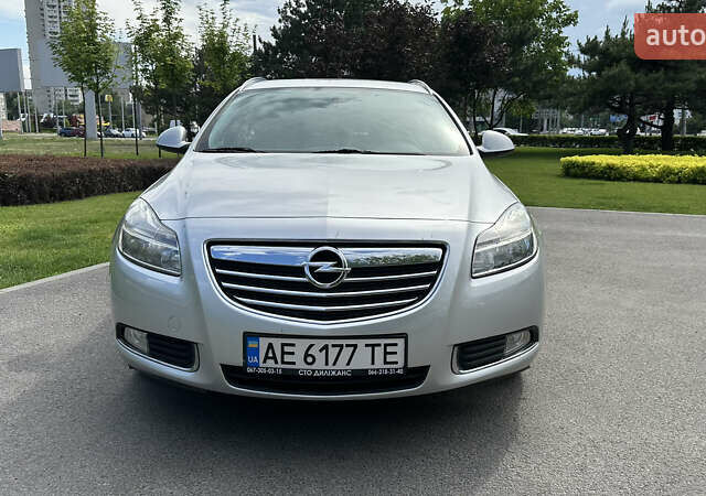 Серый Опель Инсигния, объемом двигателя 1.96 л и пробегом 290 тыс. км за 6700 $, фото 9 на Automoto.ua