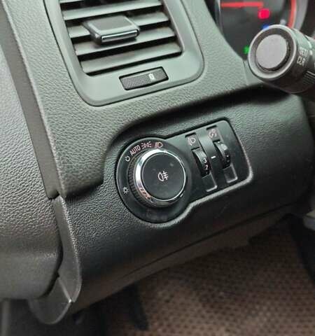 Серый Опель Инсигния, объемом двигателя 1.96 л и пробегом 298 тыс. км за 5800 $, фото 20 на Automoto.ua