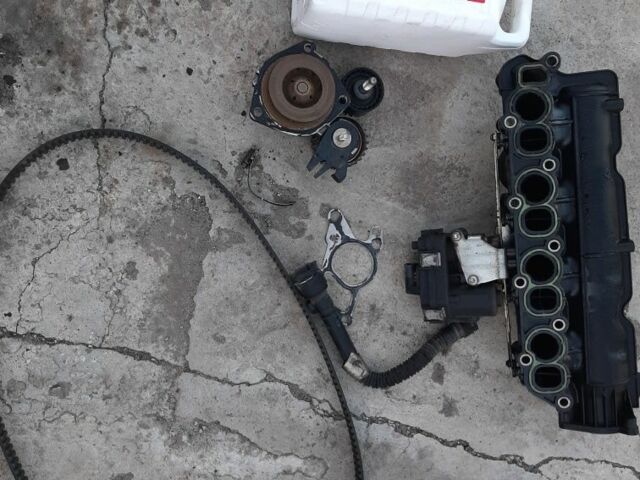 Сірий Опель Інсігнія, об'ємом двигуна 2 л та пробігом 200 тис. км за 8000 $, фото 11 на Automoto.ua