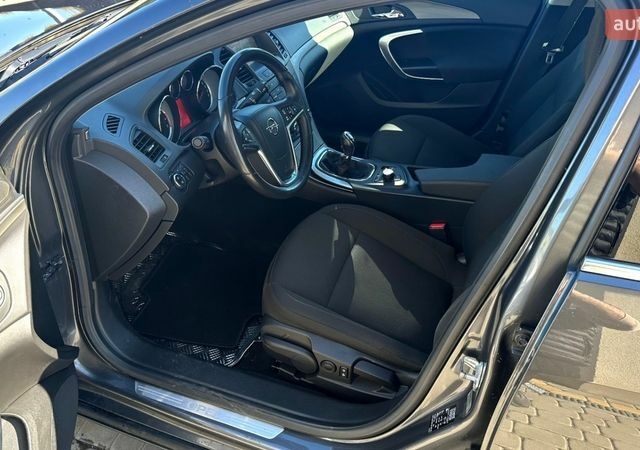 Сірий Опель Інсігнія, об'ємом двигуна 1.8 л та пробігом 197 тис. км за 7400 $, фото 11 на Automoto.ua