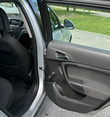 Серый Опель Инсигния, объемом двигателя 1.96 л и пробегом 290 тыс. км за 6700 $, фото 25 на Automoto.ua