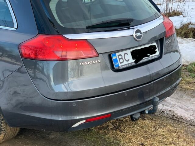 Серый Опель Инсигния, объемом двигателя 2 л и пробегом 251 тыс. км за 5100 $, фото 2 на Automoto.ua