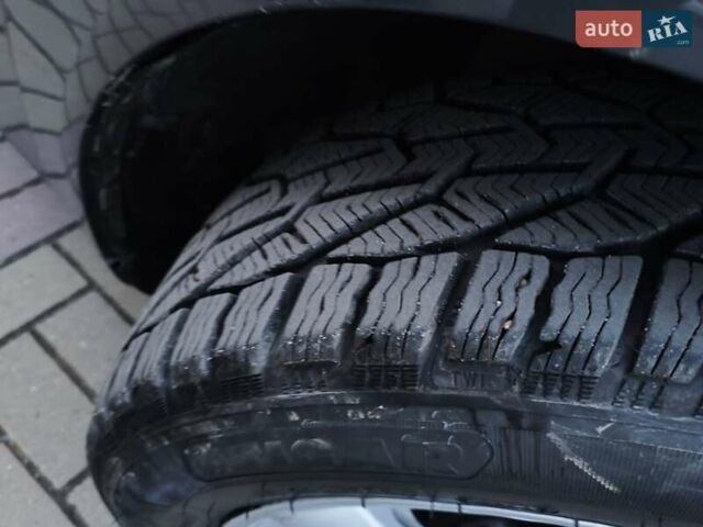 Серый Опель Инсигния, объемом двигателя 1.96 л и пробегом 298 тыс. км за 5900 $, фото 10 на Automoto.ua