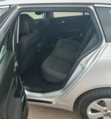 Серый Опель Инсигния, объемом двигателя 1.8 л и пробегом 222 тыс. км за 6999 $, фото 12 на Automoto.ua