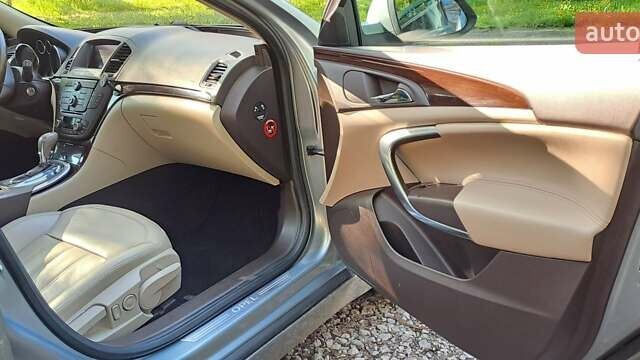 Сірий Опель Інсігнія, об'ємом двигуна 2 л та пробігом 213 тис. км за 9500 $, фото 1 на Automoto.ua