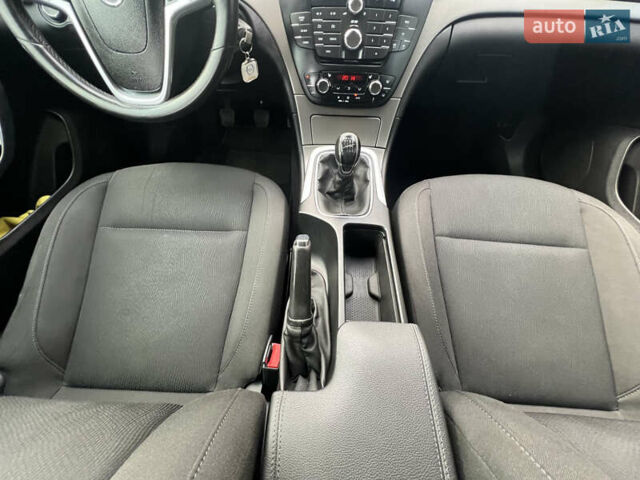 Сірий Опель Інсігнія, об'ємом двигуна 1.96 л та пробігом 244 тис. км за 6699 $, фото 35 на Automoto.ua