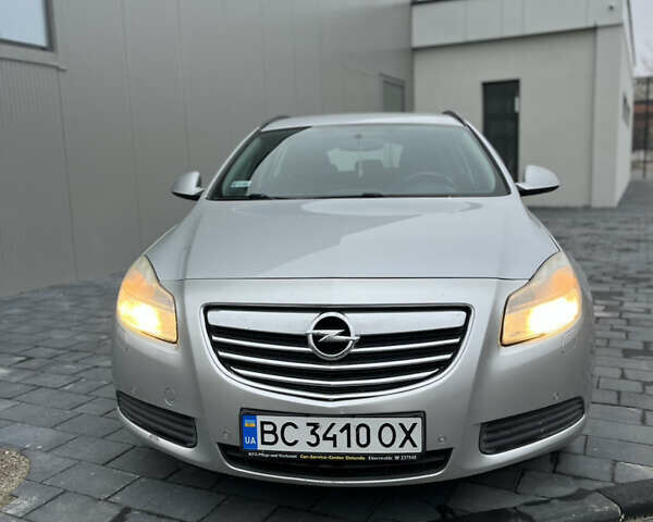 Серый Опель Инсигния, объемом двигателя 1.96 л и пробегом 279 тыс. км за 5999 $, фото 3 на Automoto.ua