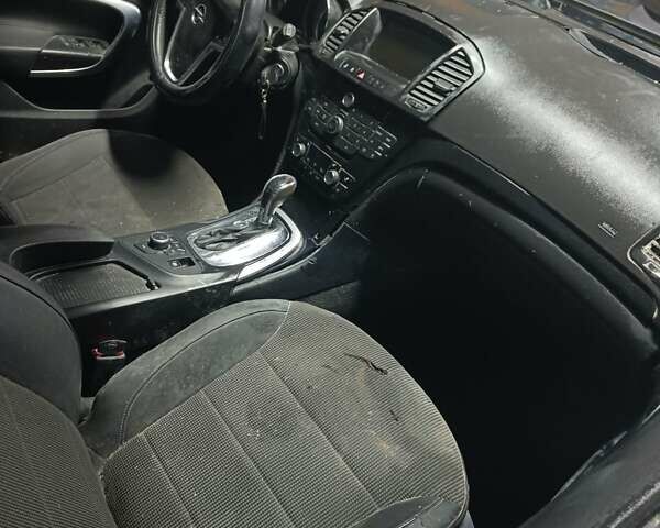 Серый Опель Инсигния, объемом двигателя 1.96 л и пробегом 190 тыс. км за 4000 $, фото 5 на Automoto.ua