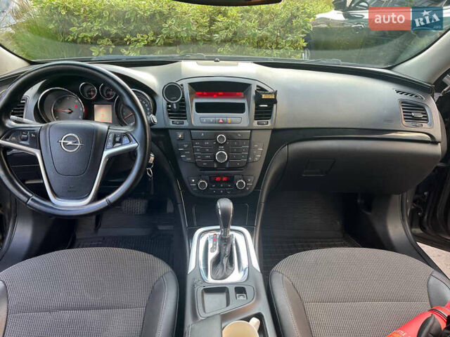 Серый Опель Инсигния, объемом двигателя 1.96 л и пробегом 310 тыс. км за 8200 $, фото 6 на Automoto.ua
