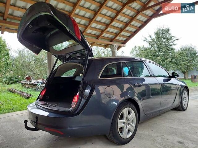 Серый Опель Инсигния, объемом двигателя 2 л и пробегом 277 тыс. км за 8300 $, фото 3 на Automoto.ua