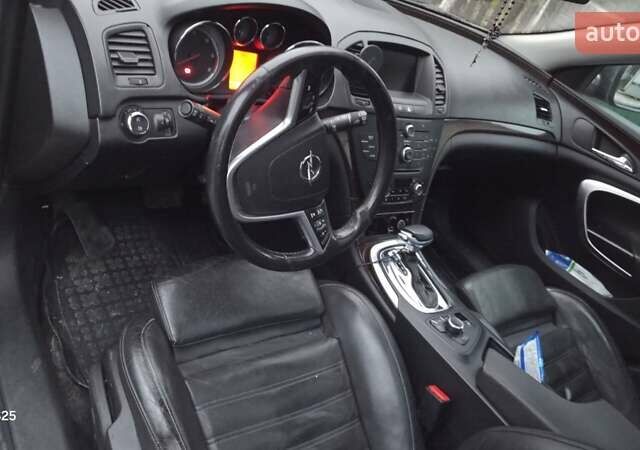 Сірий Опель Інсігнія, об'ємом двигуна 1.96 л та пробігом 280 тис. км за 6800 $, фото 4 на Automoto.ua