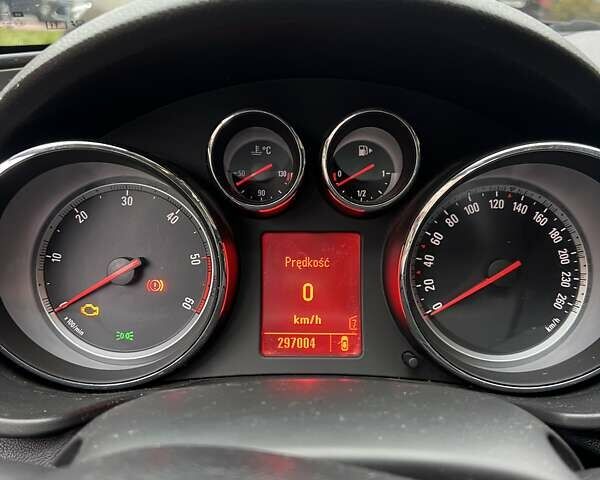 Сірий Опель Інсігнія, об'ємом двигуна 1.96 л та пробігом 297 тис. км за 5850 $, фото 17 на Automoto.ua