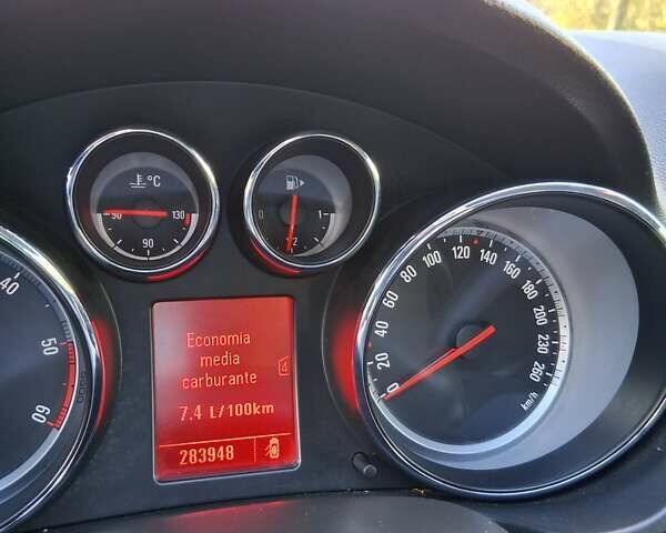 Опель Инсигния 2010 в Черновцах на Automoto.ua Серый Опель Инсигния, объемом двигателя 2 л и пробегом 320 тыс. км за 6500 $, фото 10 на Automoto.ua