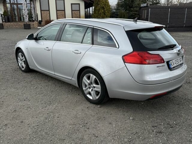 Серый Опель Инсигния, объемом двигателя 2 л и пробегом 265 тыс. км за 6800 $, фото 5 на Automoto.ua