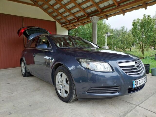 Сірий Опель Інсігнія, об'ємом двигуна 2 л та пробігом 277 тис. км за 7600 $, фото 1 на Automoto.ua