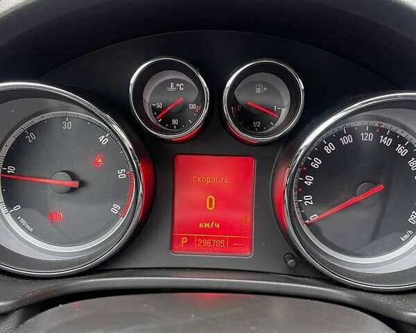 Серый Опель Инсигния, объемом двигателя 1.96 л и пробегом 297 тыс. км за 7400 $, фото 22 на Automoto.ua