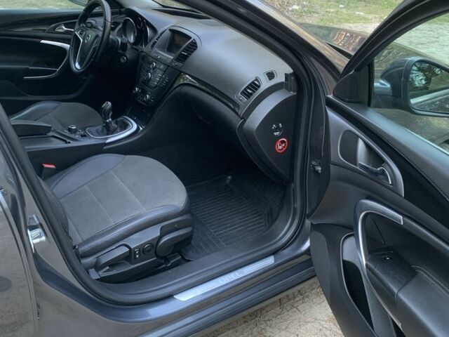 Серый Опель Инсигния, объемом двигателя 2 л и пробегом 276 тыс. км за 7600 $, фото 19 на Automoto.ua