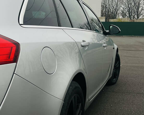 Сірий Опель Інсігнія, об'ємом двигуна 1.96 л та пробігом 323 тис. км за 8200 $, фото 27 на Automoto.ua