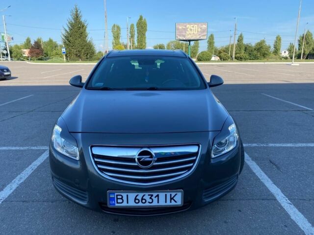 Сірий Опель Інсігнія, об'ємом двигуна 2 л та пробігом 372 тис. км за 6400 $, фото 1 на Automoto.ua