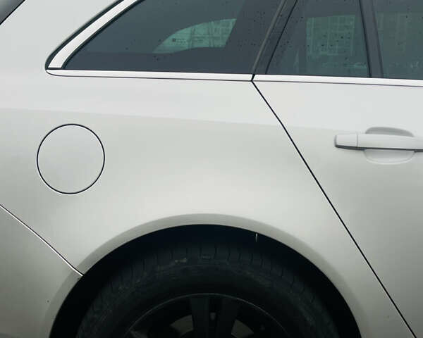 Сірий Опель Інсігнія, об'ємом двигуна 1.96 л та пробігом 323 тис. км за 8200 $, фото 31 на Automoto.ua